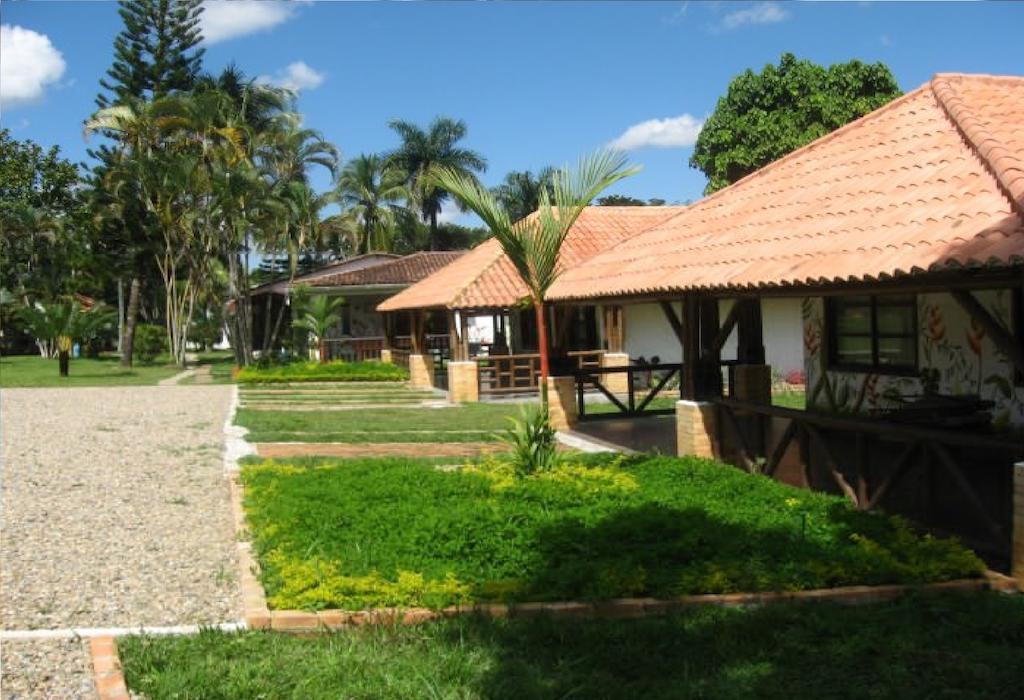 Finca Hotel Villa Martha Villavicencio Exterior foto